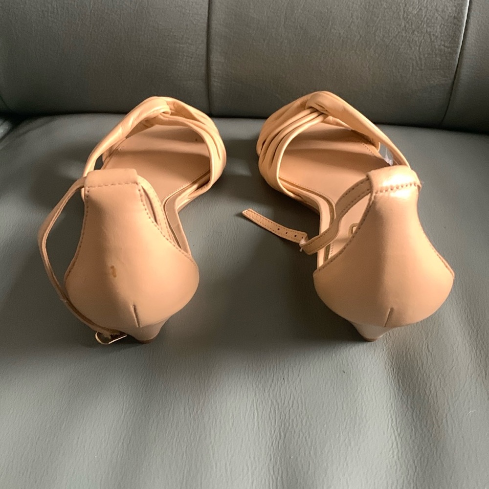 NWOT Lauren RL Mireya Leather Low Wedge Neutral SandalL - Picture 5 of 9